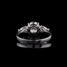 Lade das Bild in den Galerie-Viewer, Ring Mia
