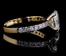 Lade das Bild in den Galerie-Viewer, Ring Abigail

