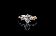 Lade das Bild in den Galerie-Viewer, Ring Abigail
