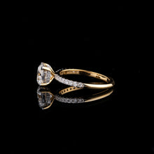 Lade das Bild in den Galerie-Viewer, Ring Stella
