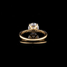 Lade das Bild in den Galerie-Viewer, Ring Stella
