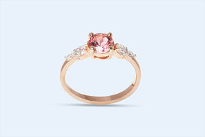 Ring Lucy