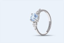Lade das Bild in den Galerie-Viewer, Ring Helena
